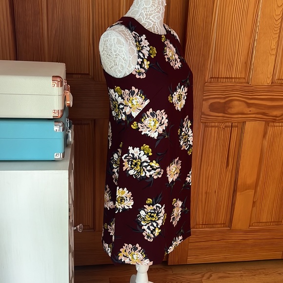 NWOT LOFT Petite Floral Dress - Picture 2 of 6